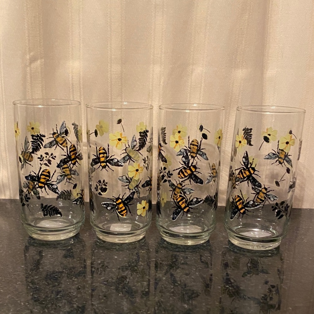 Bees And Flowers Glasses Set Of Four